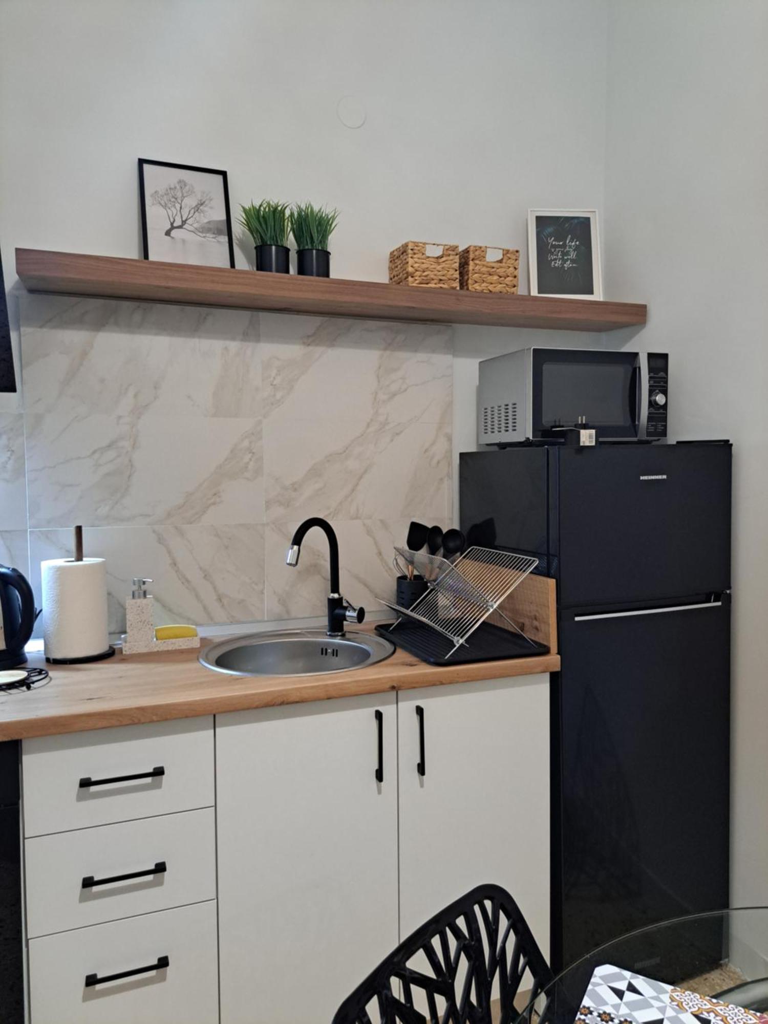 Stylish City Center Apartment เซเรส ภายนอก รูปภาพ