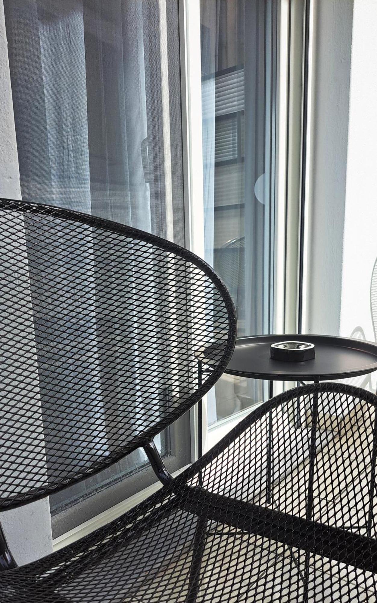 Stylish City Center Apartment เซเรส ภายนอก รูปภาพ