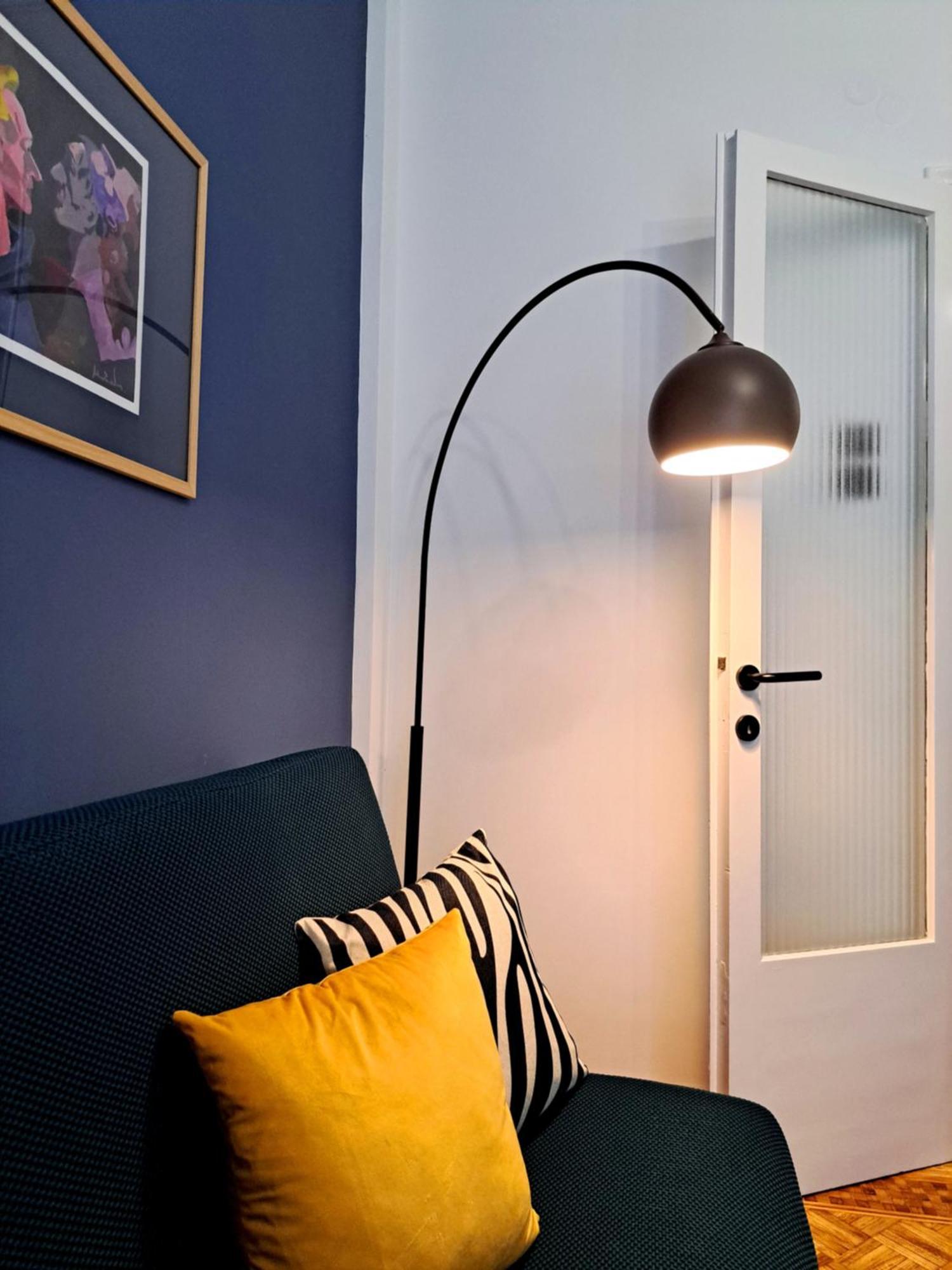 Stylish City Center Apartment เซเรส ภายนอก รูปภาพ